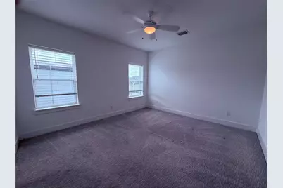 2232 Scenic Bluff Drive, Fort Worth, TX 76111 - Photo 13