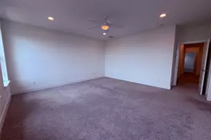 2232 Scenic Bluff Dr, Fort Worth, TX 76111 - Photo 19