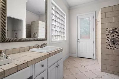 12 Park Row Court, Pantego, TX 76013 - Photo 23