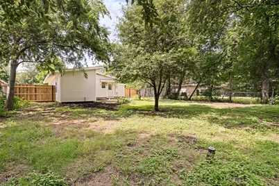 215 Loma Drive, Garland, TX 75040 - Photo 23