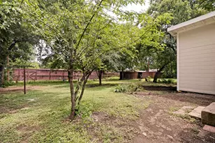 215 Loma Dr, Garland, TX 75040 - Photo 21