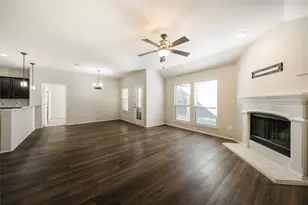552 Indian Hill Dr, Oak Point, TX 75068 - Photo 9