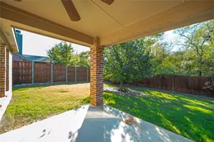 552 Indian Hill Dr, Oak Point, TX 75068 - Photo 23