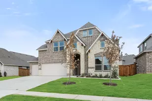 820 Condor St, Joshua, TX 76058 - Photo 3