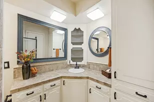 6230 Bandera Ave, Dallas, TX 75225 - Photo 27