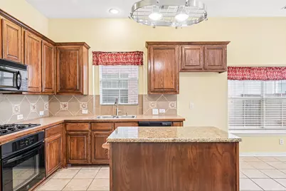 3818 Cemetery Hill Road, Carrollton, TX 75007 - Photo 11