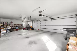 8248 Meadowbrook Dr, Fort Worth, TX 76120 - Photo 33