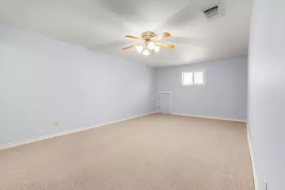 8248 Meadowbrook Drive, Fort Worth, TX 76120 - Photo 17
