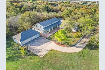 8248 Meadowbrook Drive, Fort Worth, TX 76120 - Photo 3