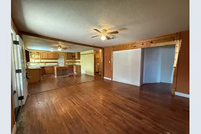 2204 Daniels Drive, Joshua, TX 76058 - Photo 5