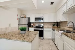 1109 Calico Ln, Arlington, TX 76011 - Photo 13