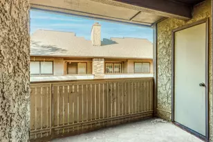1109 Calico Ln, Arlington, TX 76011 - Photo 31