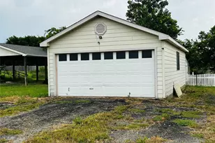 8531 Angus Dr, Justin, TX 76247 - Photo 13