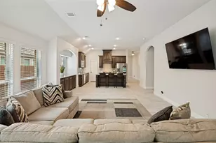 126 Martinique Dr, Lancaster, TX 75146 - Photo 11