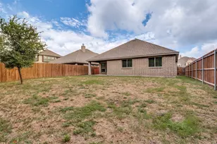 126 Martinique Dr, Lancaster, TX 75146 - Photo 21