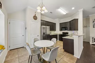 405 Rodger St, Wilmer, TX 75172 - Photo 9