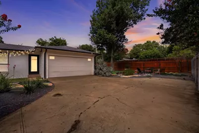 1235 Barlow Avenue, Dallas, TX 75224 - Photo 19