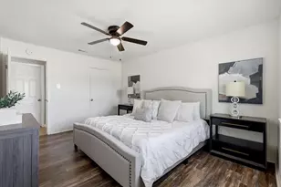 2304 Greenwood Cir, Carrollton, TX 75006 - Photo 15