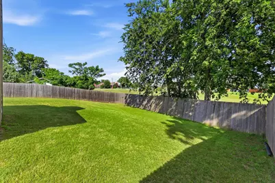 2304 Greenwood Circle, Carrollton, TX 75006 - Photo 23