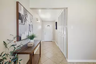2304 Greenwood Cir, Carrollton, TX 75006 - Photo 5