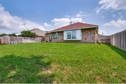2442 Lost Mesa, Grand Prairie, TX 75052 - Photo 25