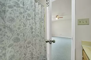 3501 French Wood Dr, Arlington, TX 76016 - Photo 9