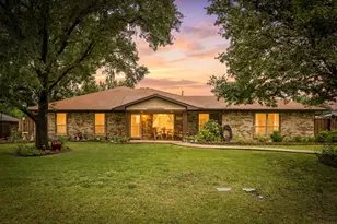 703 Horizon Dr, Murphy, TX 75094 - Photo 1