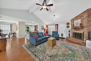 2401 Slaton Dr, Grand Prairie, TX 75052 - Photo 15