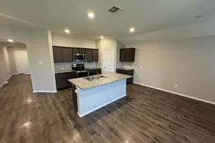 929 Alton Dr, Aubrey, TX 76227 - Photo 5