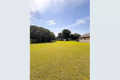 906 Zahara Street, Bowie, TX 76230 - Photo 21