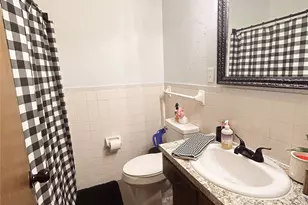 906 Zahara St, Bowie, TX 76230 - Photo 13