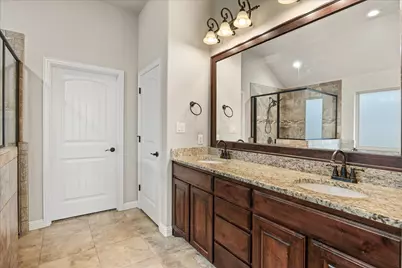 2038 Clive Drive, Granbury, TX 76048 - Photo 17
