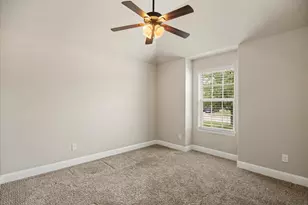 2038 Clive Dr, Granbury, TX 76048 - Photo 23