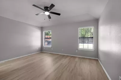 1500 Clarendon Street, Fort Worth, TX 76134 - Photo 9