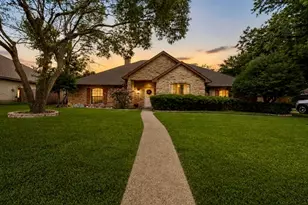 3658 Snow Creek Dr, Fort Worth, TX 76008 - Photo 1