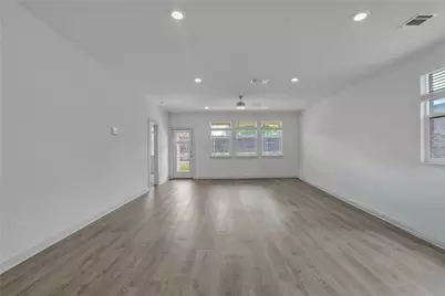 10633 Defender Trail, Austin, TX 78754 - Photo 15