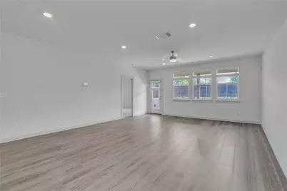 10633 Defender Trail, Austin, TX 78754 - Photo 17