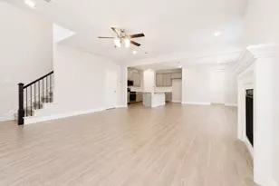 1001 Old Iron Bend, Euless, TX 76040 - Photo 11
