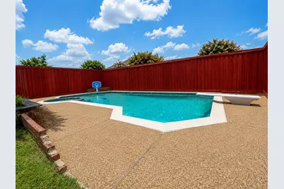 1405 Meadow Drive, Irving, TX 75063 - Photo 11