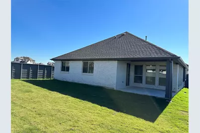 805 Twisted Leaf Lane, Little Elm, TX 76227 - Photo 9