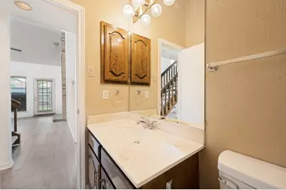3828 Clover Hill Lane, Carrollton, TX 75007 - Photo 17