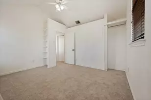 3828 Clover Hill Ln, Carrollton, TX 75007 - Photo 15