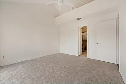3828 Clover Hill Lane, Carrollton, TX 75007 - Photo 21