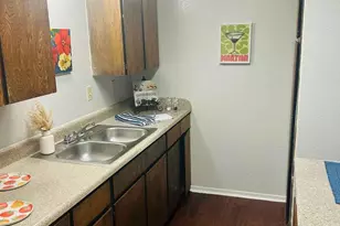 2957 Park Square Dr, Irving, TX 75060 - Photo 5