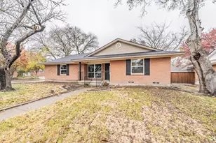4518 Live Oak Dr, Mesquite, TX 75150 - Photo 3