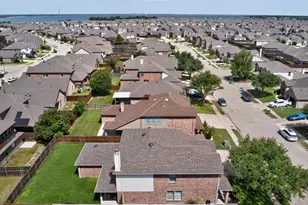 1011 Castroville Dr, Forney, TX 75126 - Photo 37