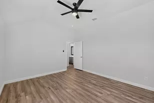 1011 Castroville Dr, Forney, TX 75126 - Photo 27
