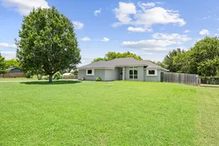 740 Castleman Creek Rd, Hewitt, TX 76643 - Photo 7
