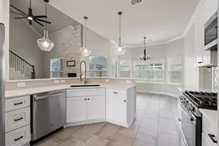 906 Bent Wood Ln, Cleburne, TX 76033 - Photo 9