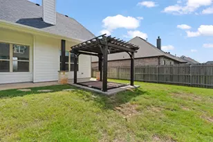 906 Bent Wood Ln, Cleburne, TX 76033 - Photo 35